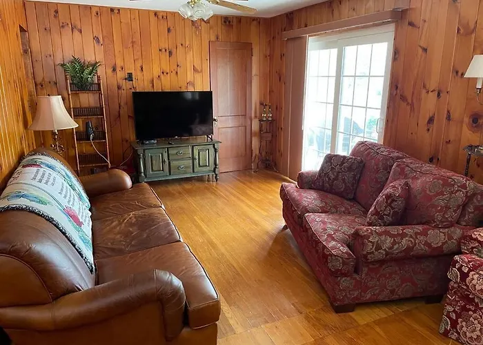 Home In Newland