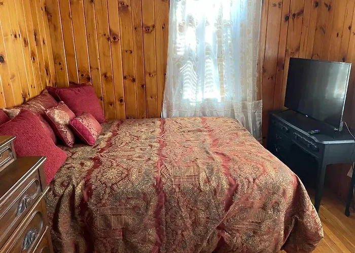 Home In Newland
